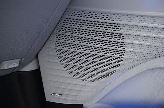 Hyundai i20 Bose premium 7 speaker system